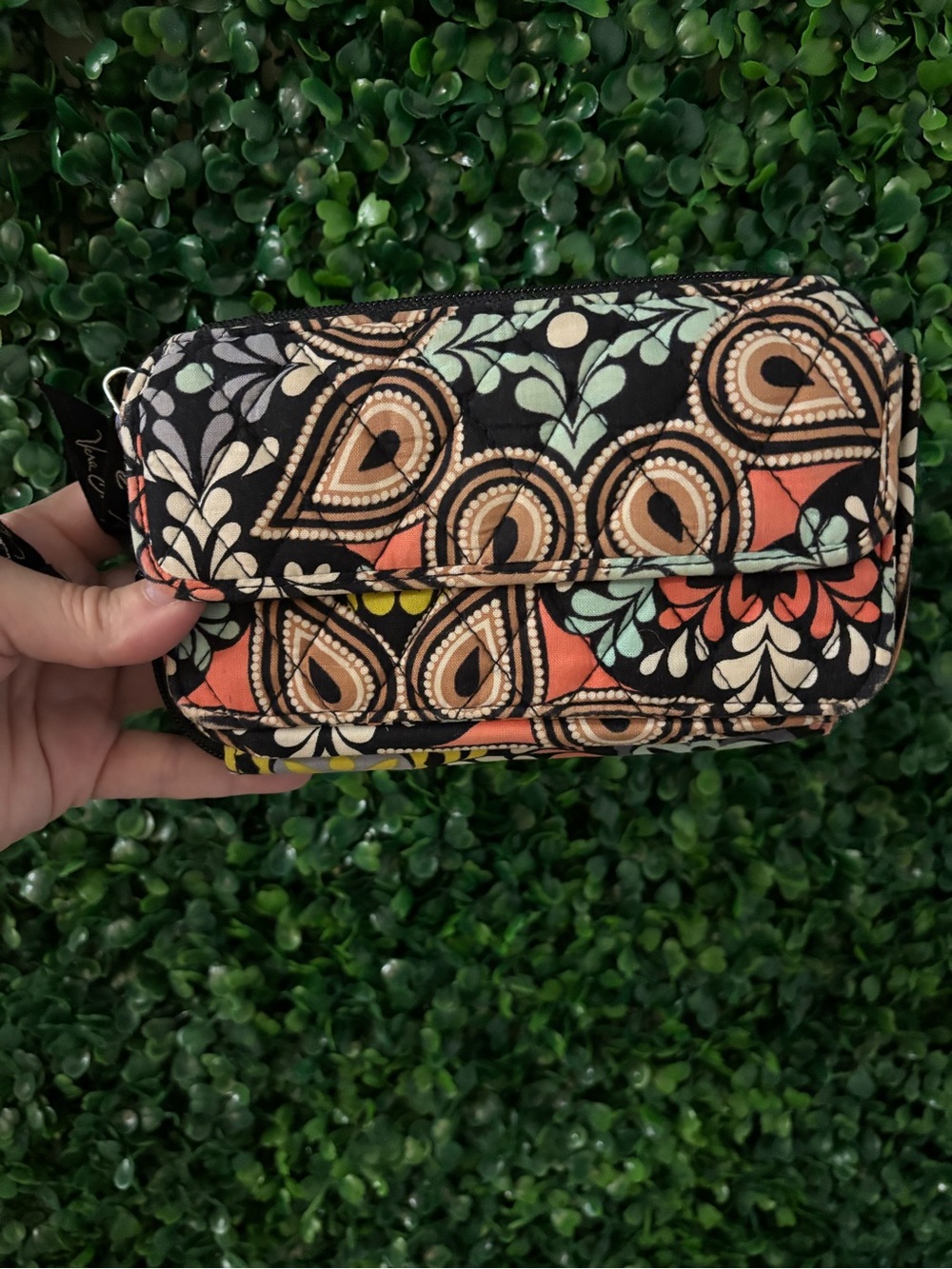 Vera Bradley Quilted Paisley Wristlet Zip Around Wallet Floral Print